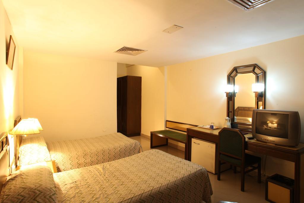Hotel Jammu Ashok Szoba fotó