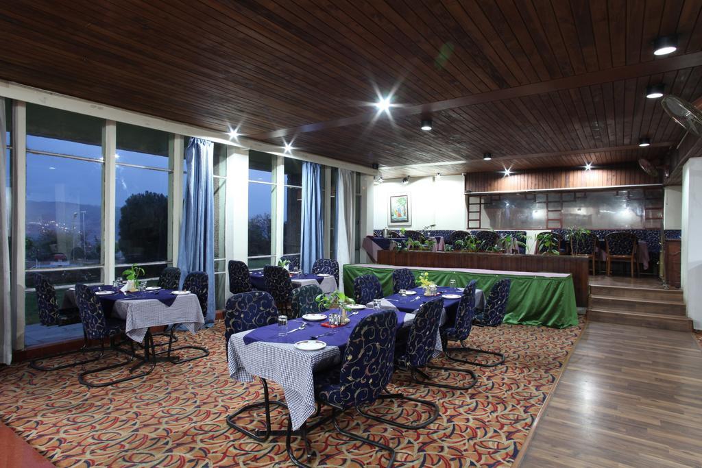 Hotel Jammu Ashok Kültér fotó