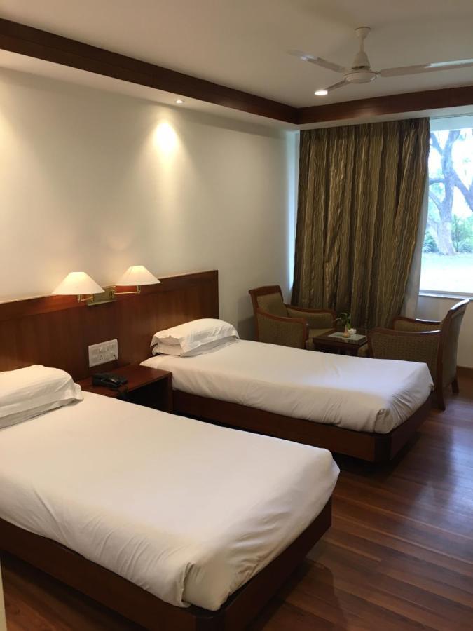 Hotel Jammu Ashok Kültér fotó